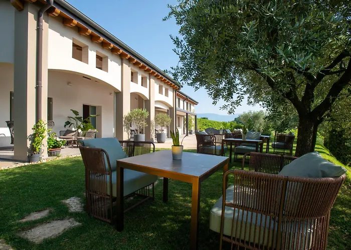 Alloggio per agriturismo Relais La Dolce Vite *